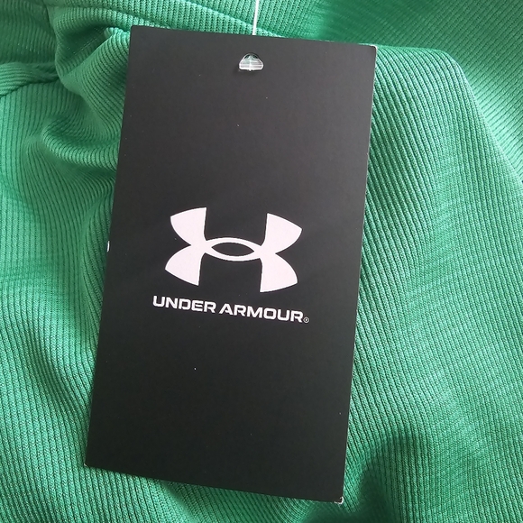 Green and Black Under Armour Men's Long Sleeve The Tech T-Shirt - Picture 6 of 9